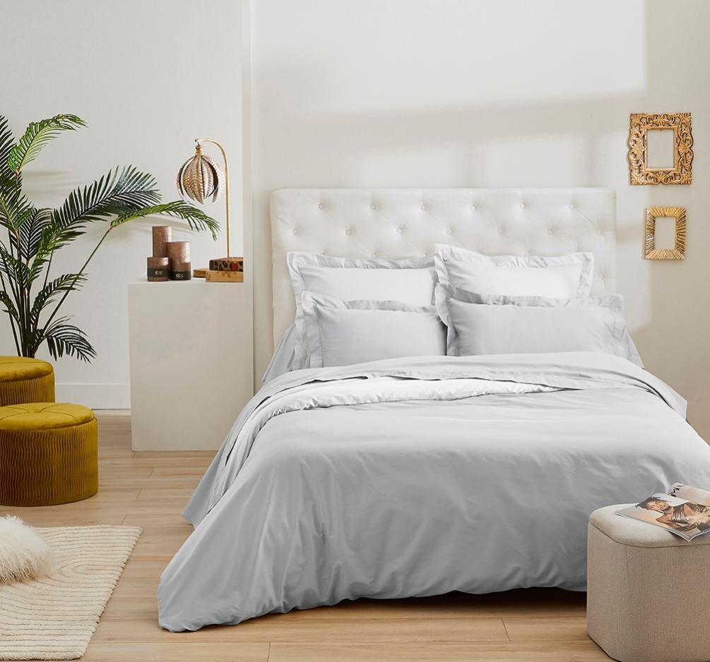 Drap Plat Homiest Satin Raffiné – Ultra Doux, Brillant, Gris Clair, 160x234cm