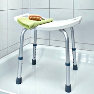 Sedia da doccia regolabile in altezza con braccioli per anziani - Cablematic
