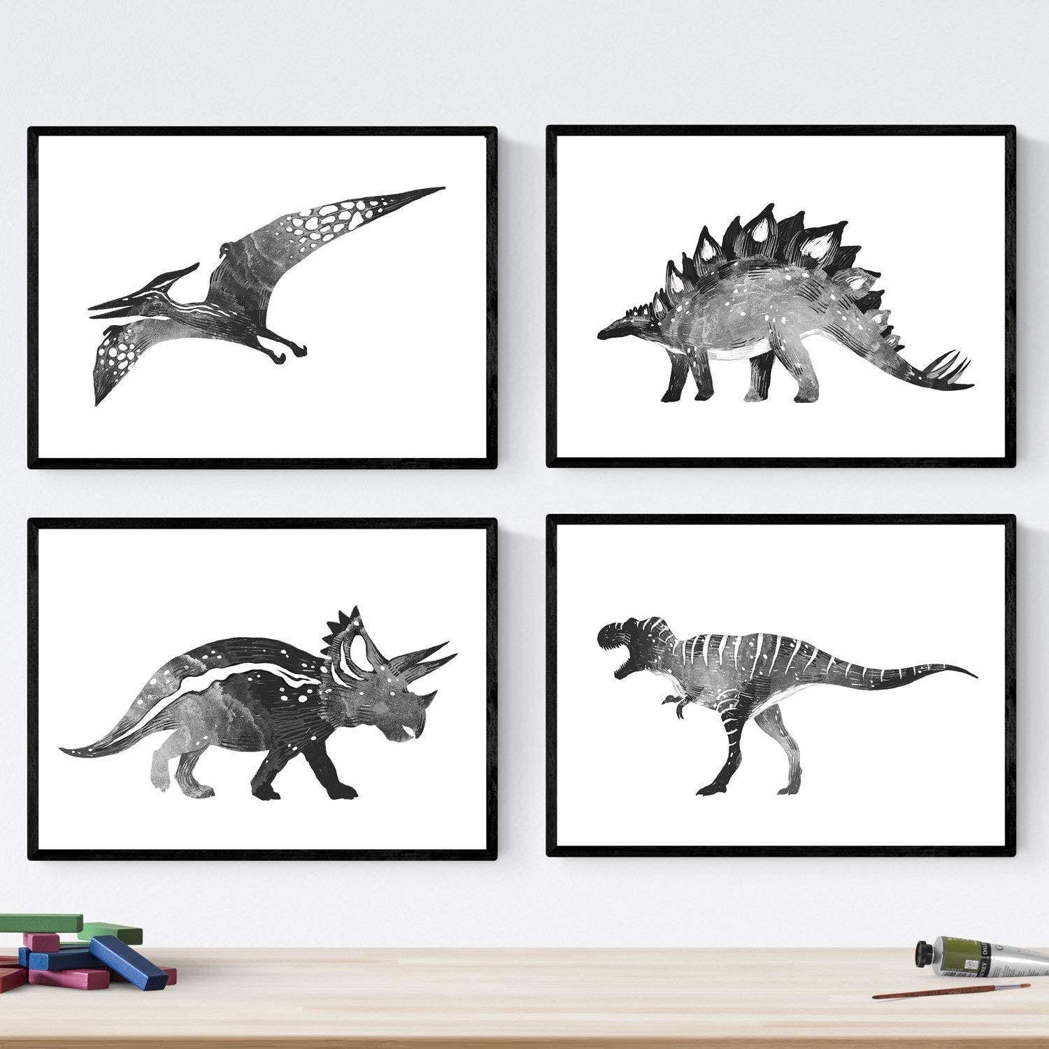 Poster Di Dinosauro In Bianco E Nero Confezionamento. Fogli Di