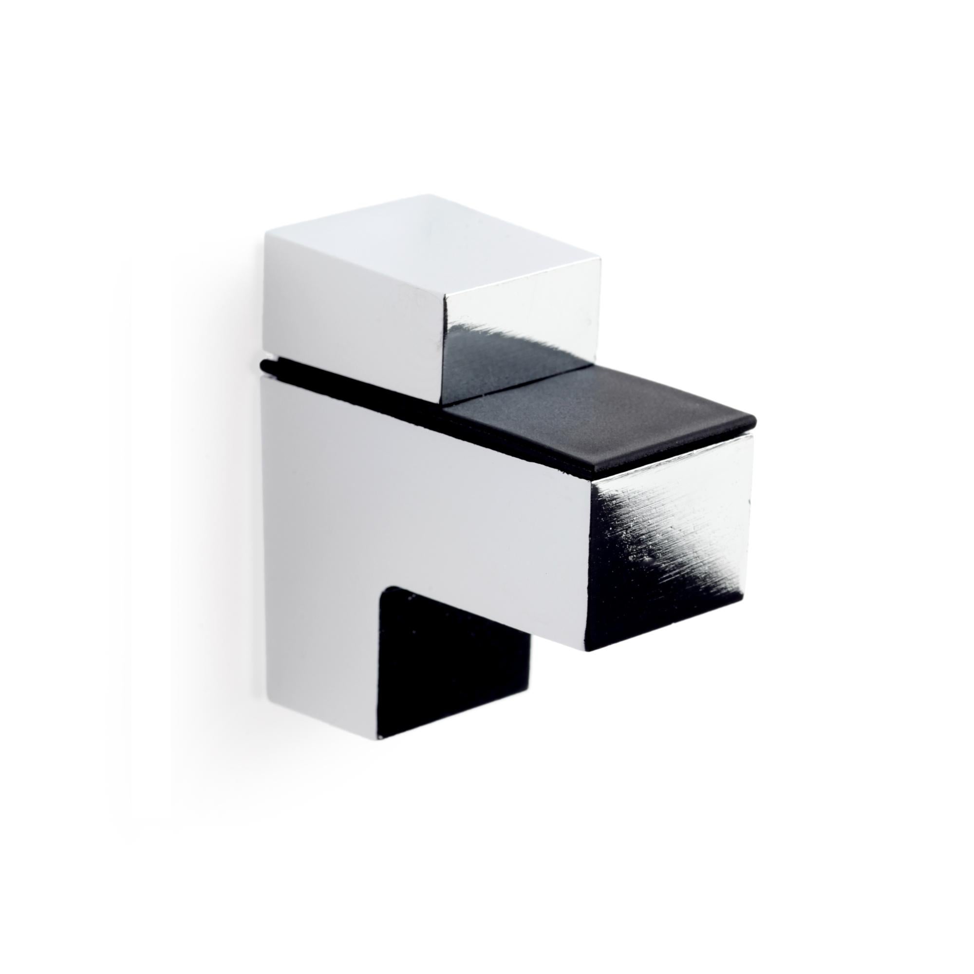 Soporte para Baldas de Cristal y Madera Fabricado en Zamak Acabado