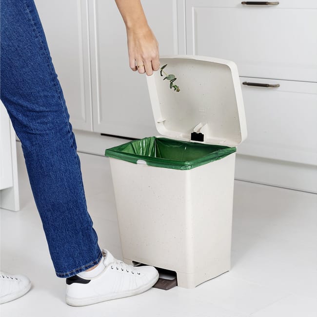 Cubo basura jardín clearance leroy merlin