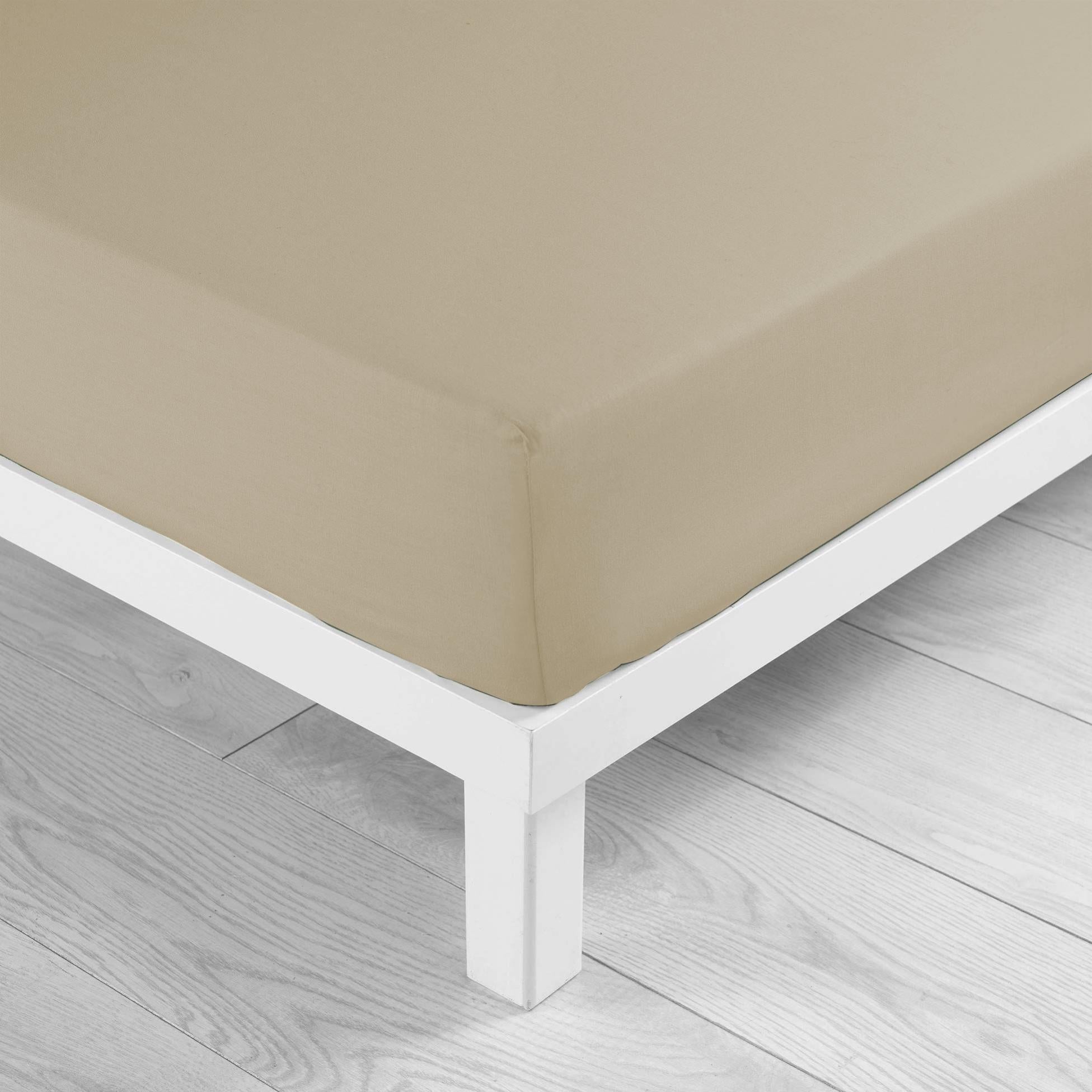 Drap-housse Daniel Hechter 140x190 – Douceur Parme, Coton Percale, Motif Ajouré Brodé