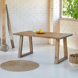 Mesa comedor industrial VINCE con pata metálica y tablero madera de 4 cm en  roble sellado 140 X80 cm