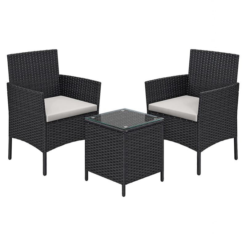 Salon d'extérieur radical en polirattan avec fauteuils et table de