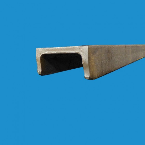 Fer u acier 6x3 cm Longueur 2 metres Epaisseur 0,6 cm Leroy Merlin
