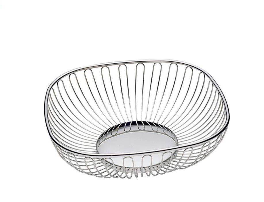 Cestino porta pane quadro in acciaio inox Dimensione 20x20 Portapane di Ilsa | Made In Cucina