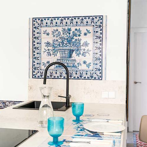 Mural decorativo alfama - 900 x 700 mm, vinilo brillo latex sobre foam