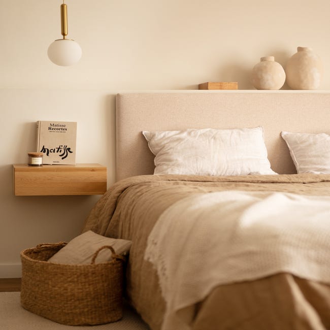 Pack Cabecero de cama tapizado liso + 2 mesitas de madera beige 150