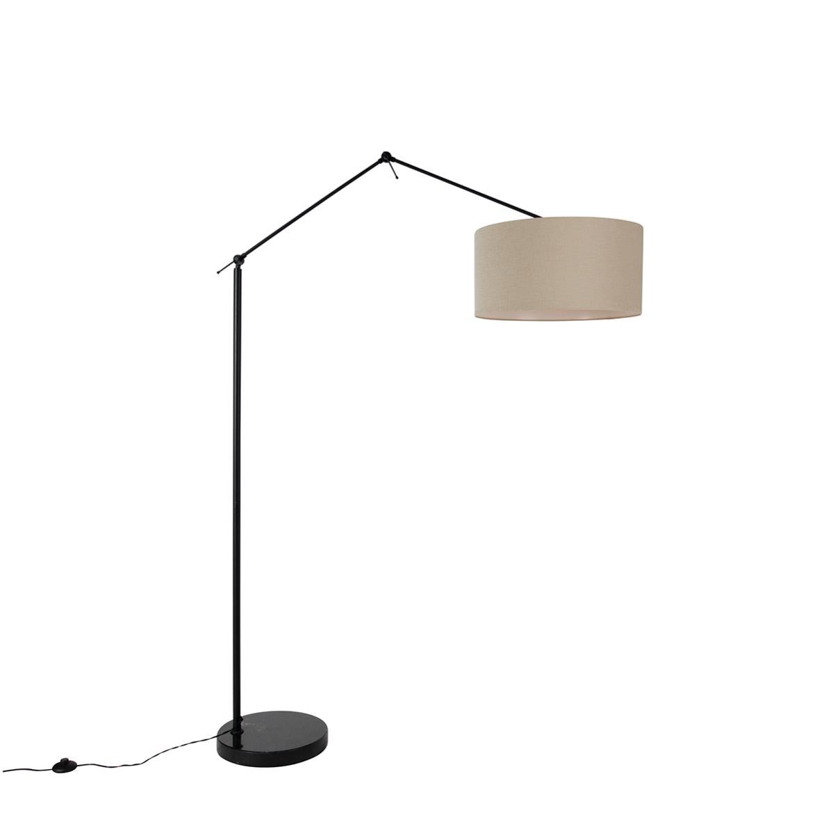 Lampada da terra in metallo con paralume in vimini in finitura nera e oro Delta Forme