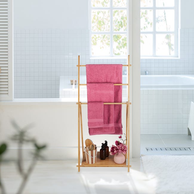 Relaxdays Porte-serviettes bambou, 3 barres, 1 étagère, HxLxP: 110x53x31,5  cm, pliable, échelle sèche-serviettes, nature
