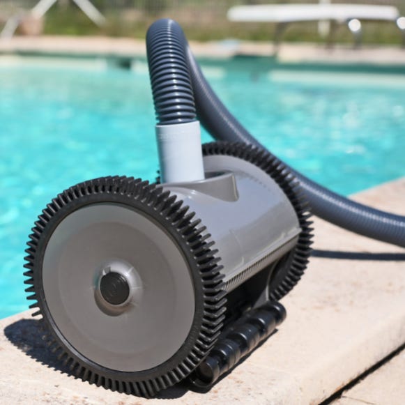 Matériel piscine Toulon : acheter un robot piscine, pompe à chaleur piscine  Var