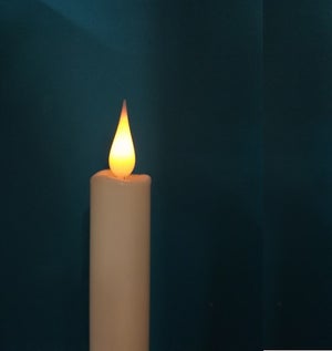 Bougie LED Flamme Vacillante à piles 445g Gris – Silumen