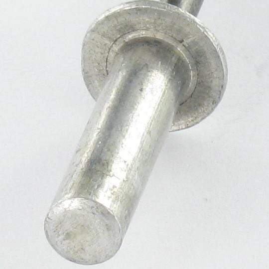 Rivet aveugle Aluminium Tige acier 4.8X12 Epaisseur de serrage 5A7