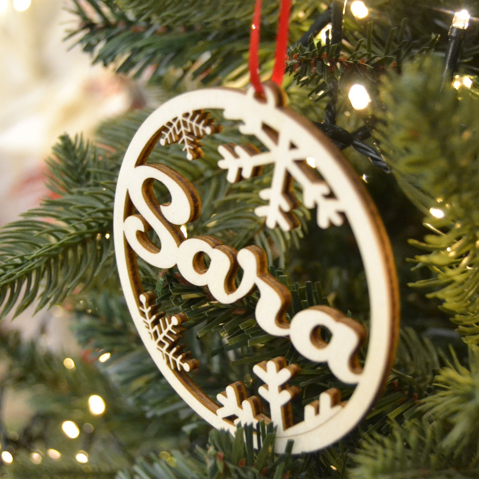 Boule de Noël en bois personnalisable avec nom ou logo Ø 10 cm / Flocon de  neige