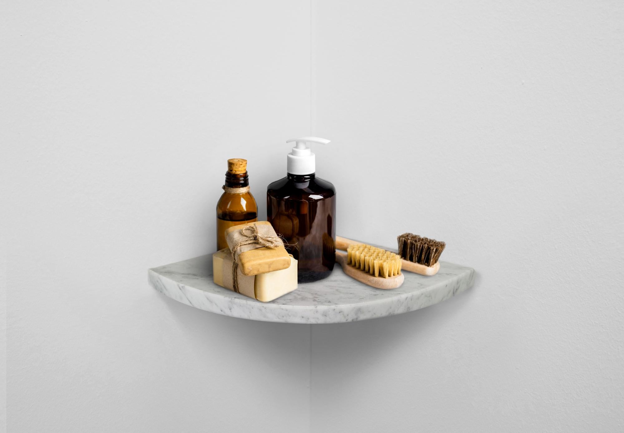 ALEDA STONE Mensola angolare da muro in Marmo, Mensole da muro Design, Mensole Bagno, 2 Mensole Easy con Kit di montaggio, incasso a scomparsa,22.9x22.9x2 cm, Made in Italy, Lucida (Bianco Carrara
