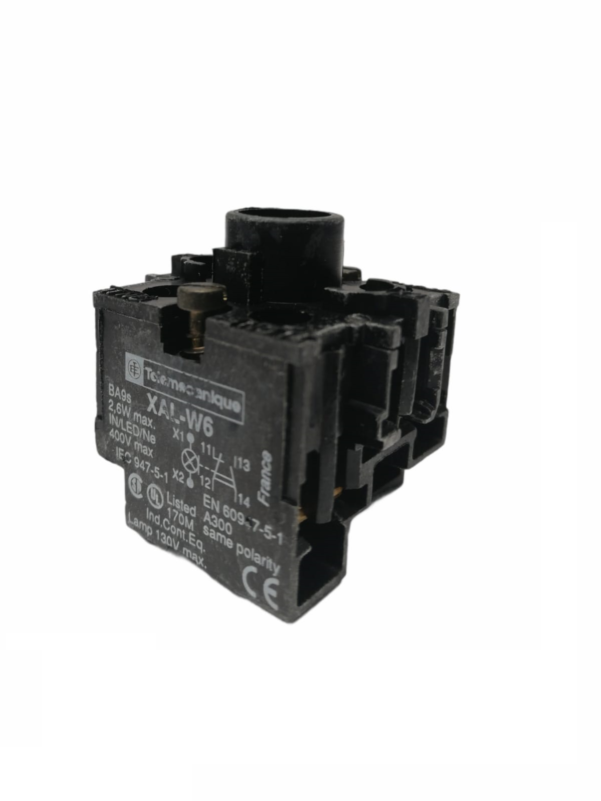 Schneider Electric presenta nuova gamma di interruttori per l Schneider Electric presenta nuova gamma di interruttori per l