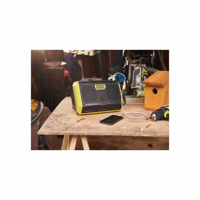 Radio de chantier Ryobi Enceinte bluetooth 18V OnePlus - Sans batterie ni  chargeur RBT18-0