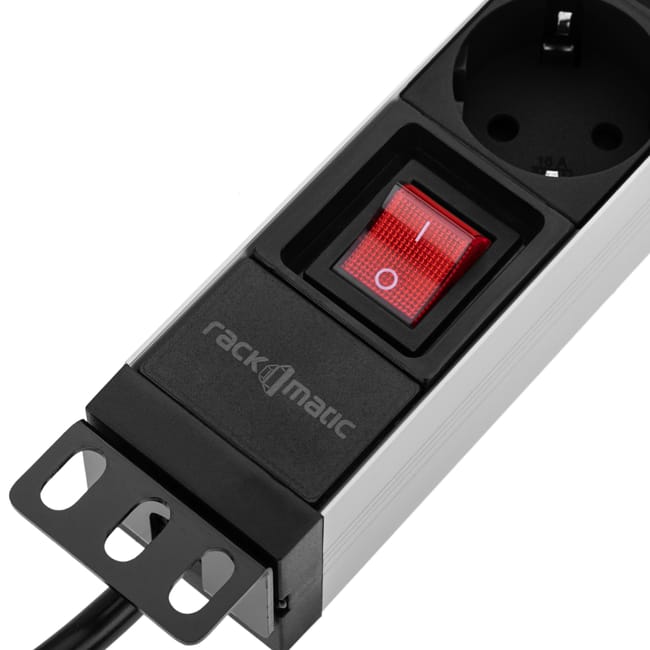 La OCU hace una lista con los electrodomésticos que más gastan en tu casa aunque estén en stand by 12 Merca2.es Existen otras acciones que puedes llevar a cabo, pero con estas tres, verás reducido tu consumo