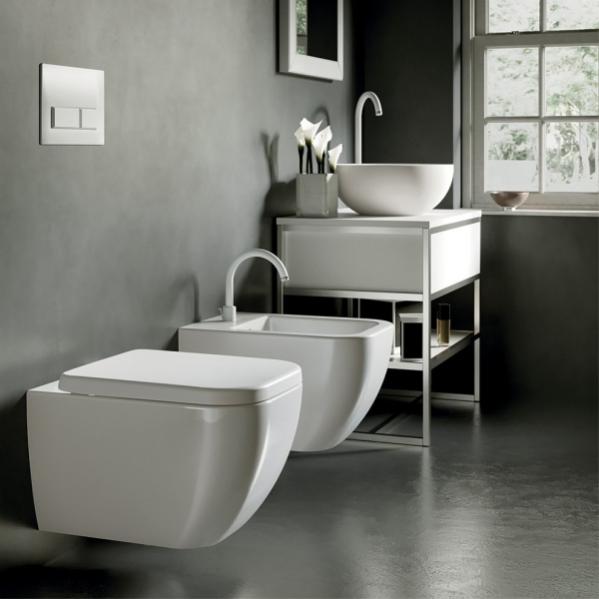 WC sospeso con tecnologia Rimless e finitura bianca Eurovit Ideal Standard