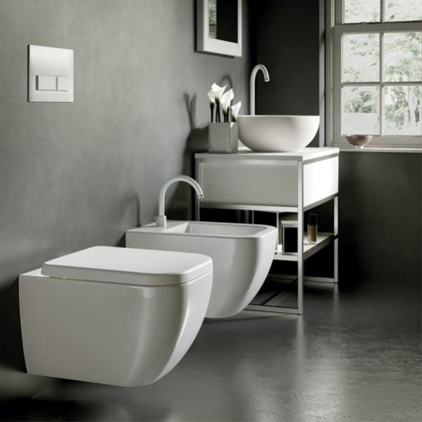 WC sospeso con tecnologia Rimless e finitura bianca Eurovit Ideal Standard WC sospeso con tecnologia Rimless e finitura bianca Eurovit Ideal Standard