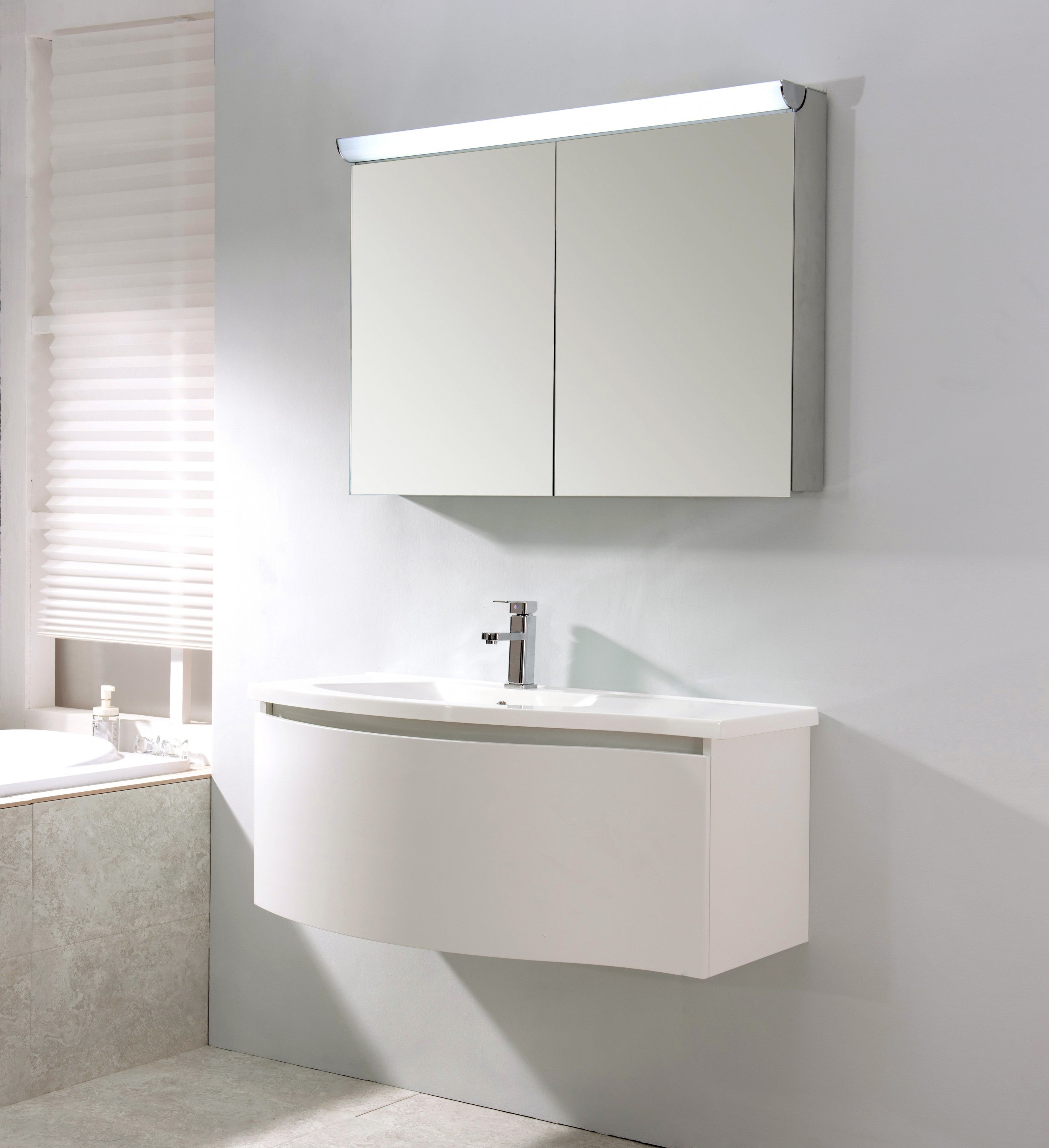 BERNSTEIN - Mueble de cuarto de baño Luna 1600 en blanco mate con mueble de  lavabo de fundición mineral - Sin espejo, Sin lavabo sobre encimera