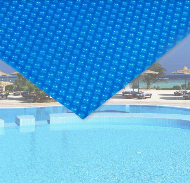 piscine film de couverture de piscine solaire bleu 5x8m chauffage solaire leroy merlin