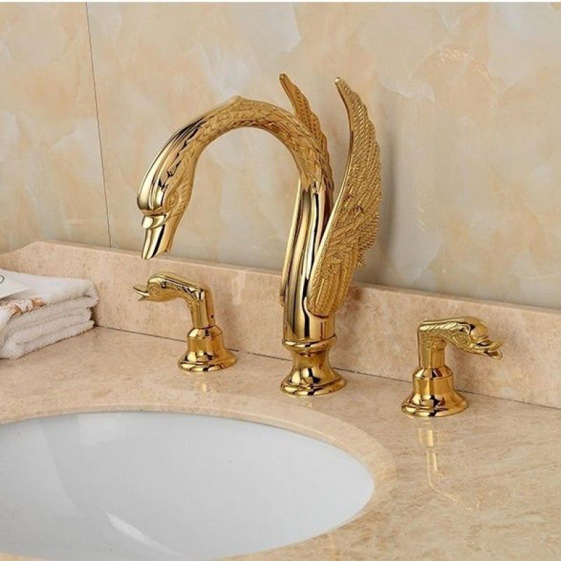 Robinet de salle de bain en or poli, baignoire en or poli cygne
