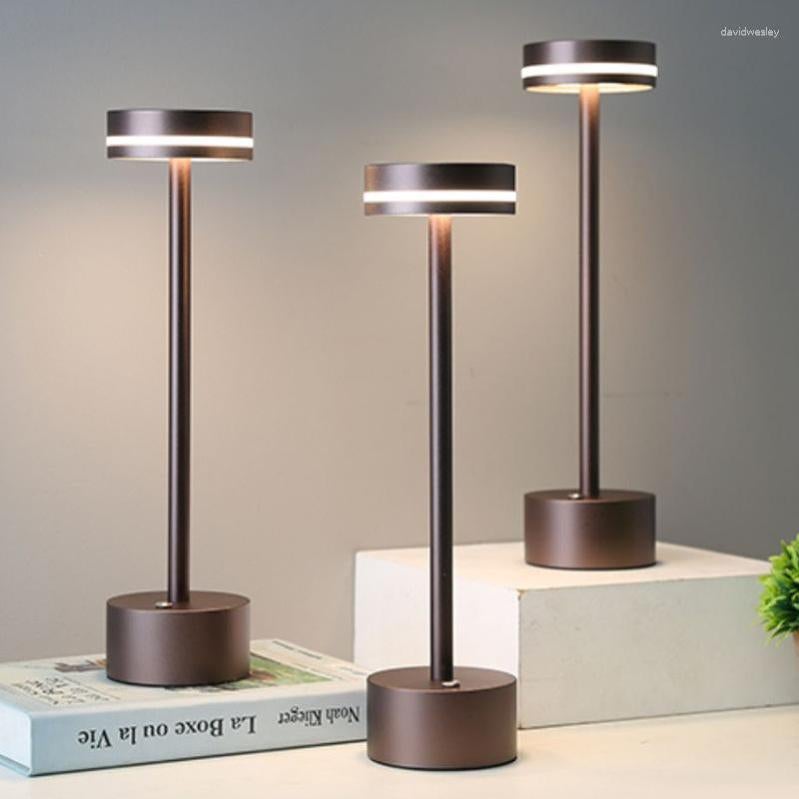 Lampe de table LED lumière dimmable de 3000K à 6500K lumen tactile USB  rechargeable batterie sans fil bar tables restaurant COULEUR OR