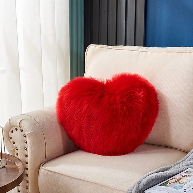 Oreiller en forme de cœur rouge, décoration de la Saint-Valentin