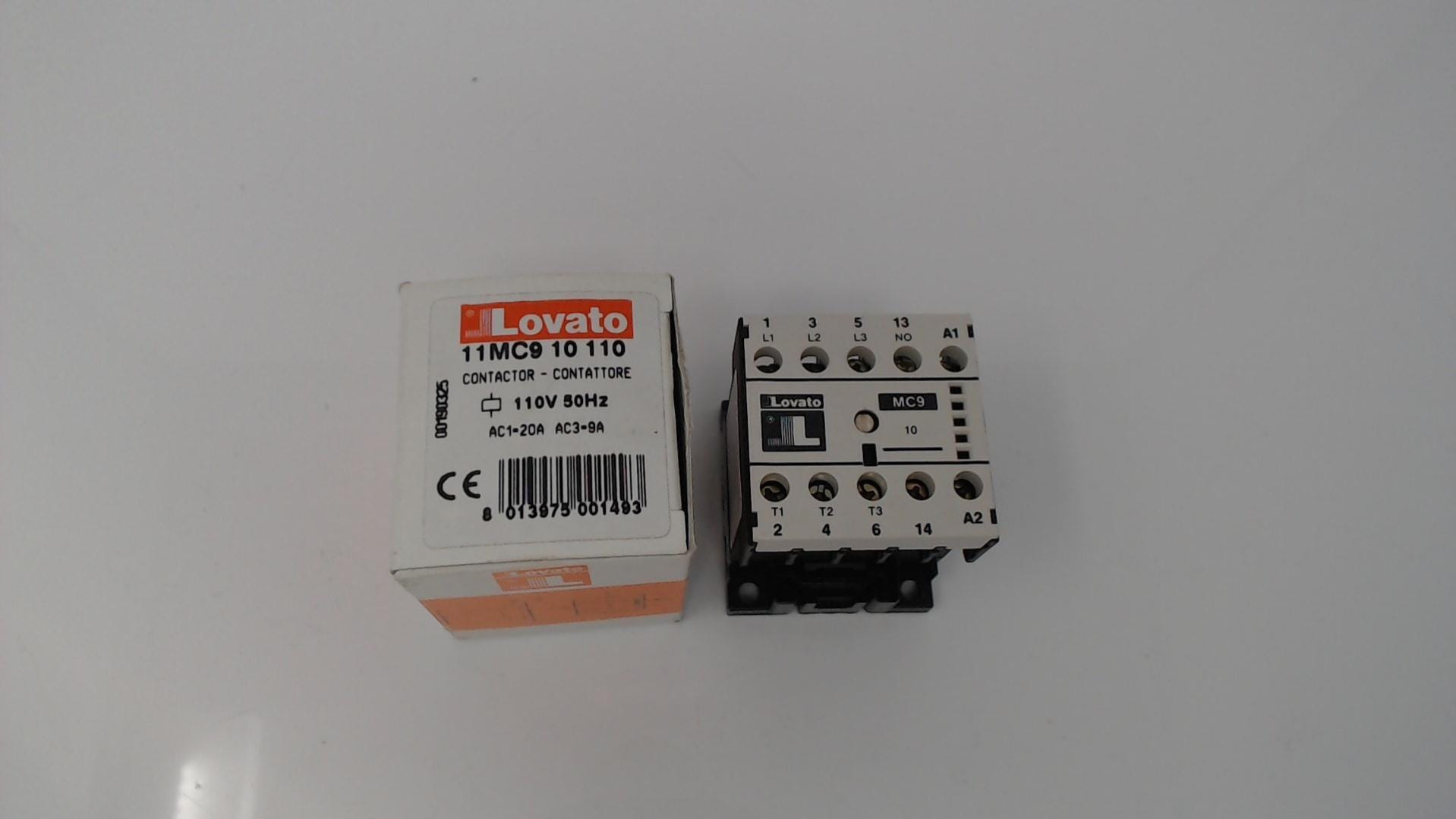 Lovato Mini Contacteur Tripolaire AC3 9A BG0910A 24VAC - Contacteur Électrique Fiable