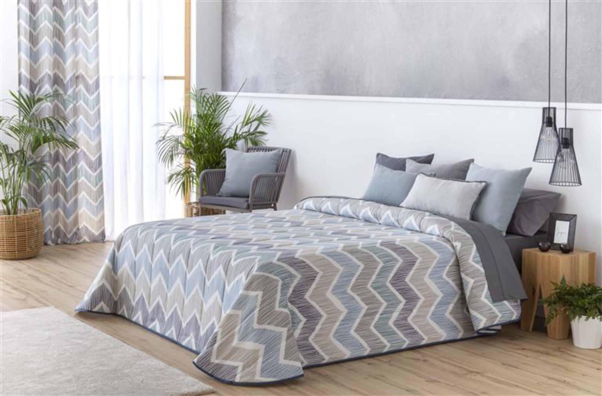 Colcha bouti estampada para invierno con relleno rioja azul para cama de 160 cm