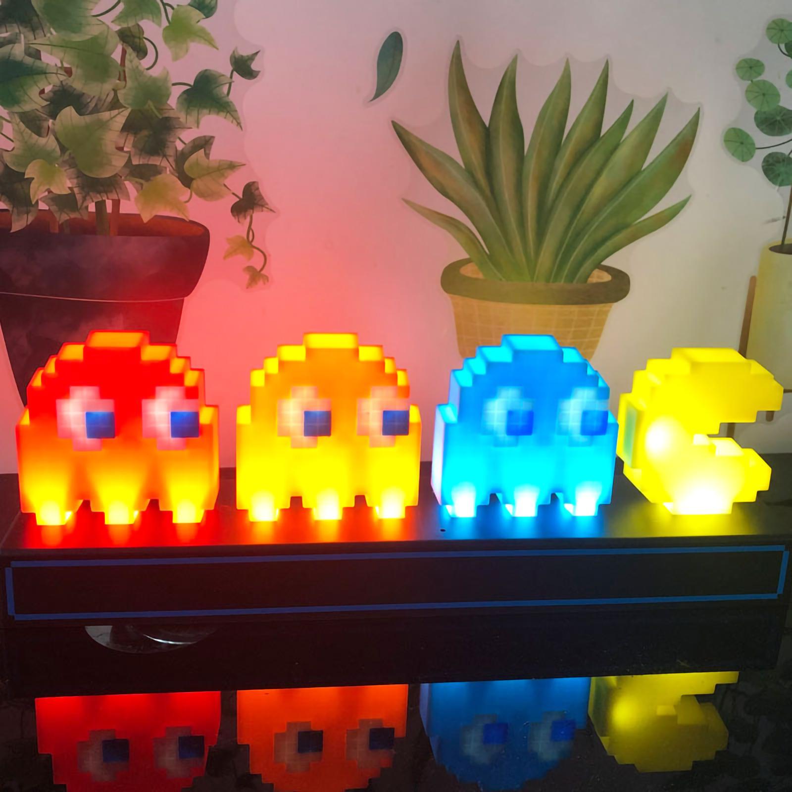 Moderna lampada da soffitto a LED per bambini, con motivo astronauta, dimmerabile, montaggio a filo con telecomando, per camera dei bambini in vetro blu a sfera LED lampadario spaziale lampada da