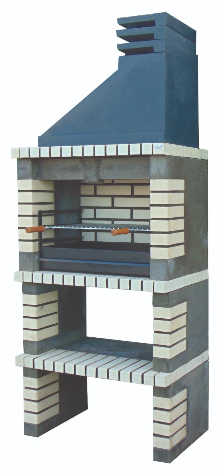 BARBECUE LARCK Barbecue simple en brique blanche et ciment réfractaire, cheminée peinte en