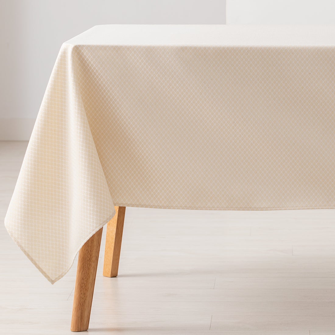Mantel antimanchas rectangular jacquard 140x300cm, tacto tela, caída natural, algodón combinado diseño motivos circulares losan color oro