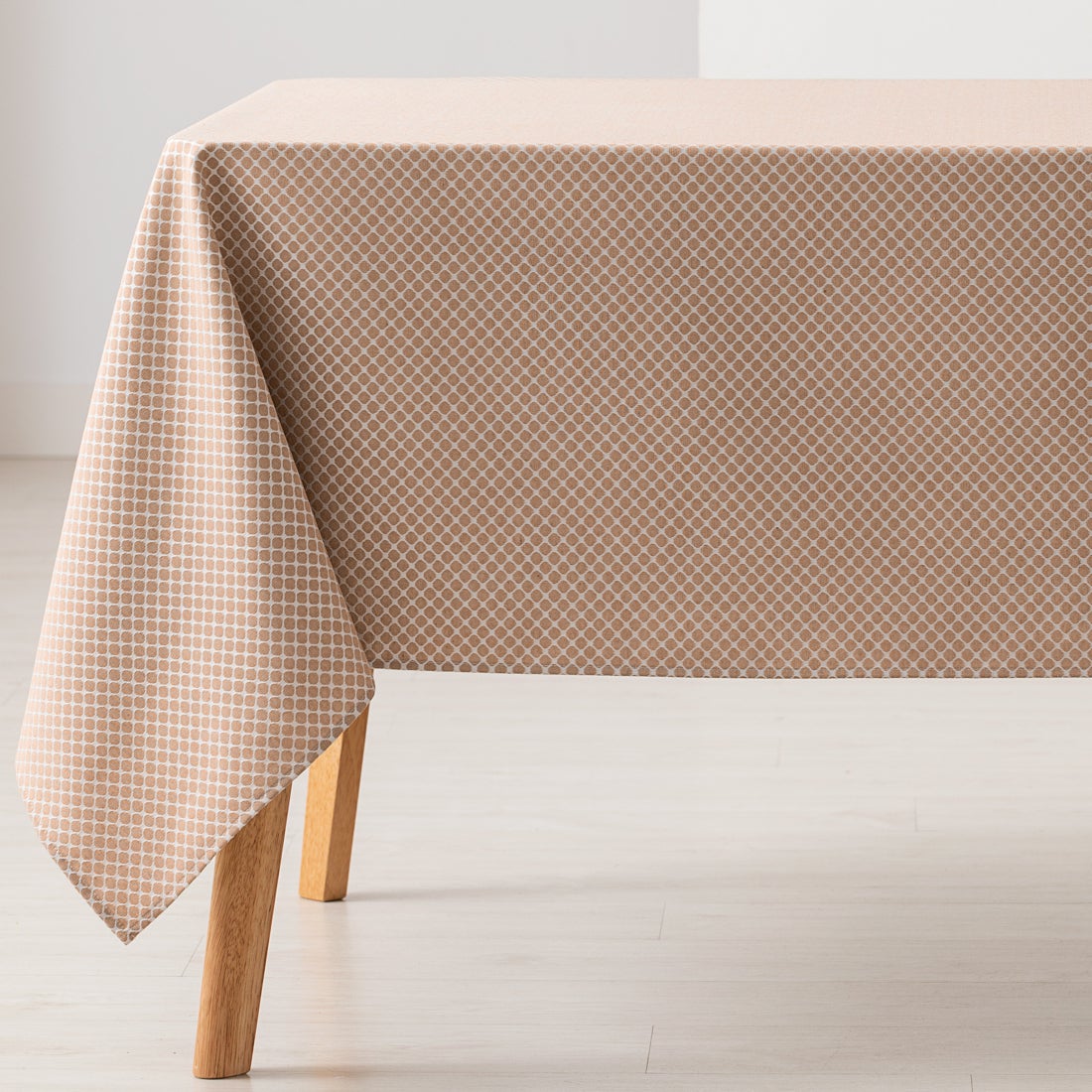 Mantel antimanchas rectangular jacquard 140x200cm, tacto tela, caída natural, algodón combinado diseño motivos circulares losan color taupe