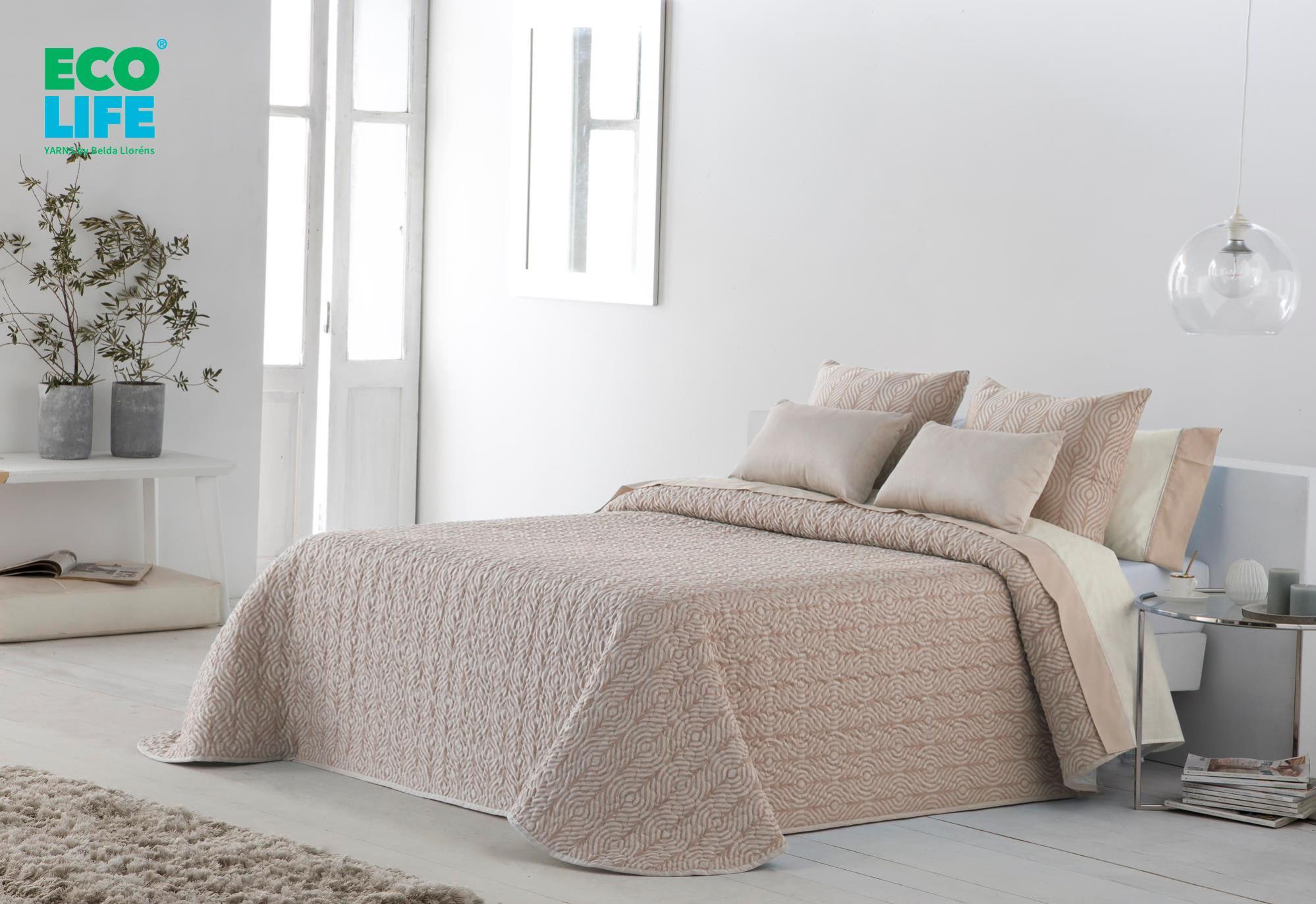 Colcha bouti relleno 120 grs tejido jacquard kim beige para cama de 160 cm