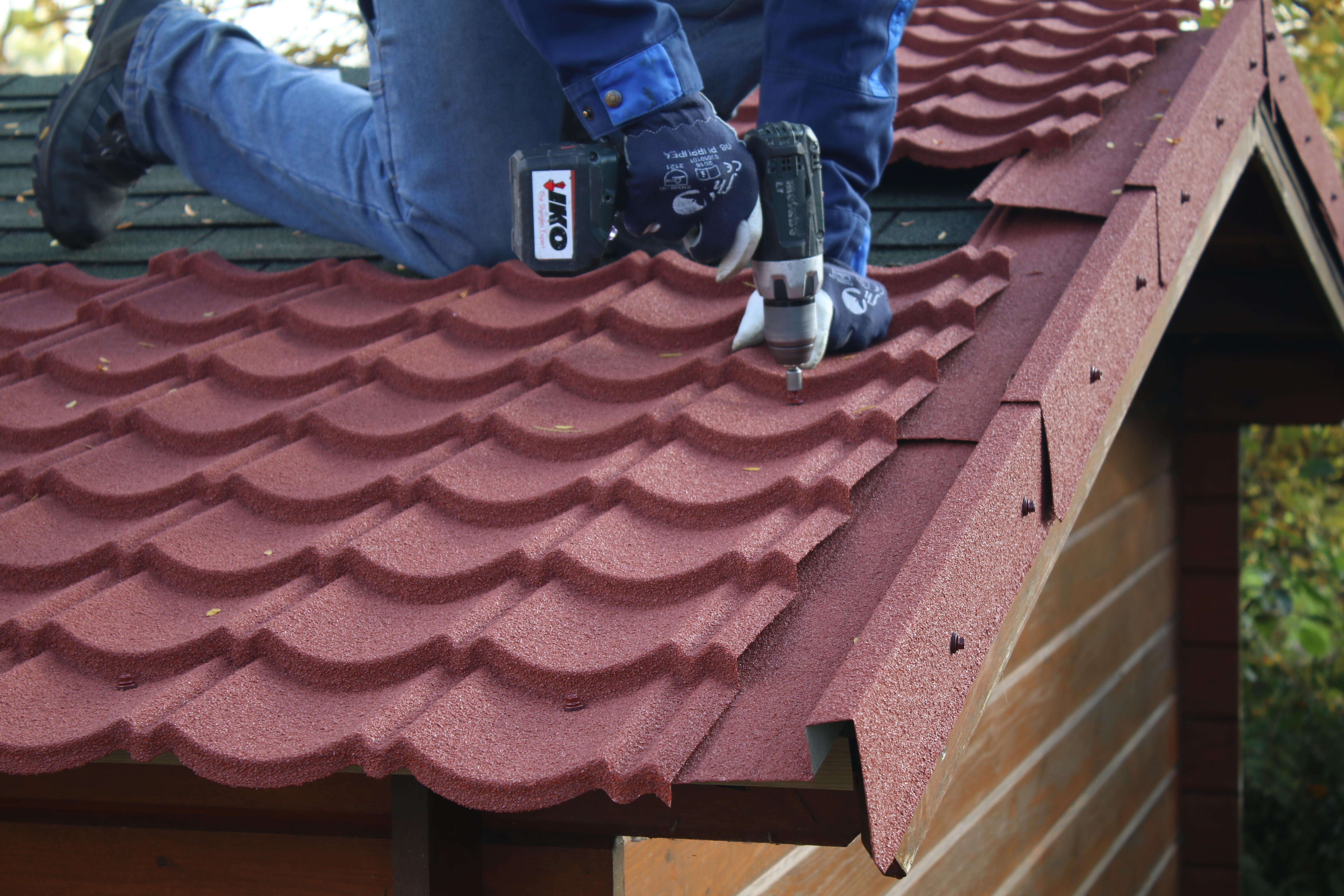 Rive gauche / droite pour plaque easytuile rouge, L.0.91 m - 2