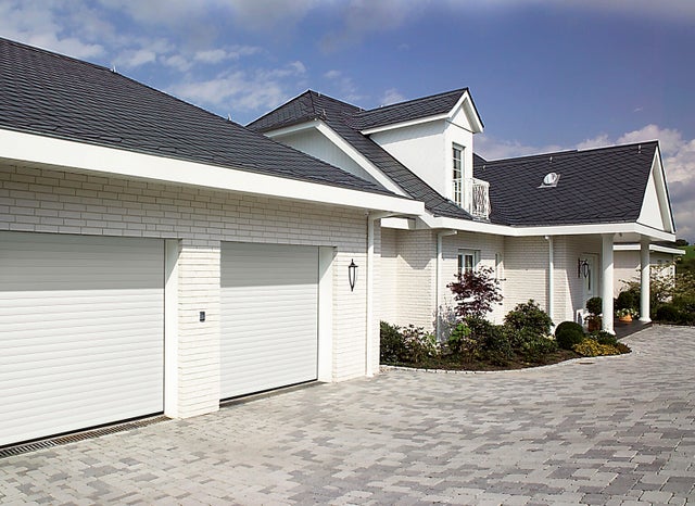 Porte de garage enroulable motorisée HORMANN H.200 x l.240 cm blanc