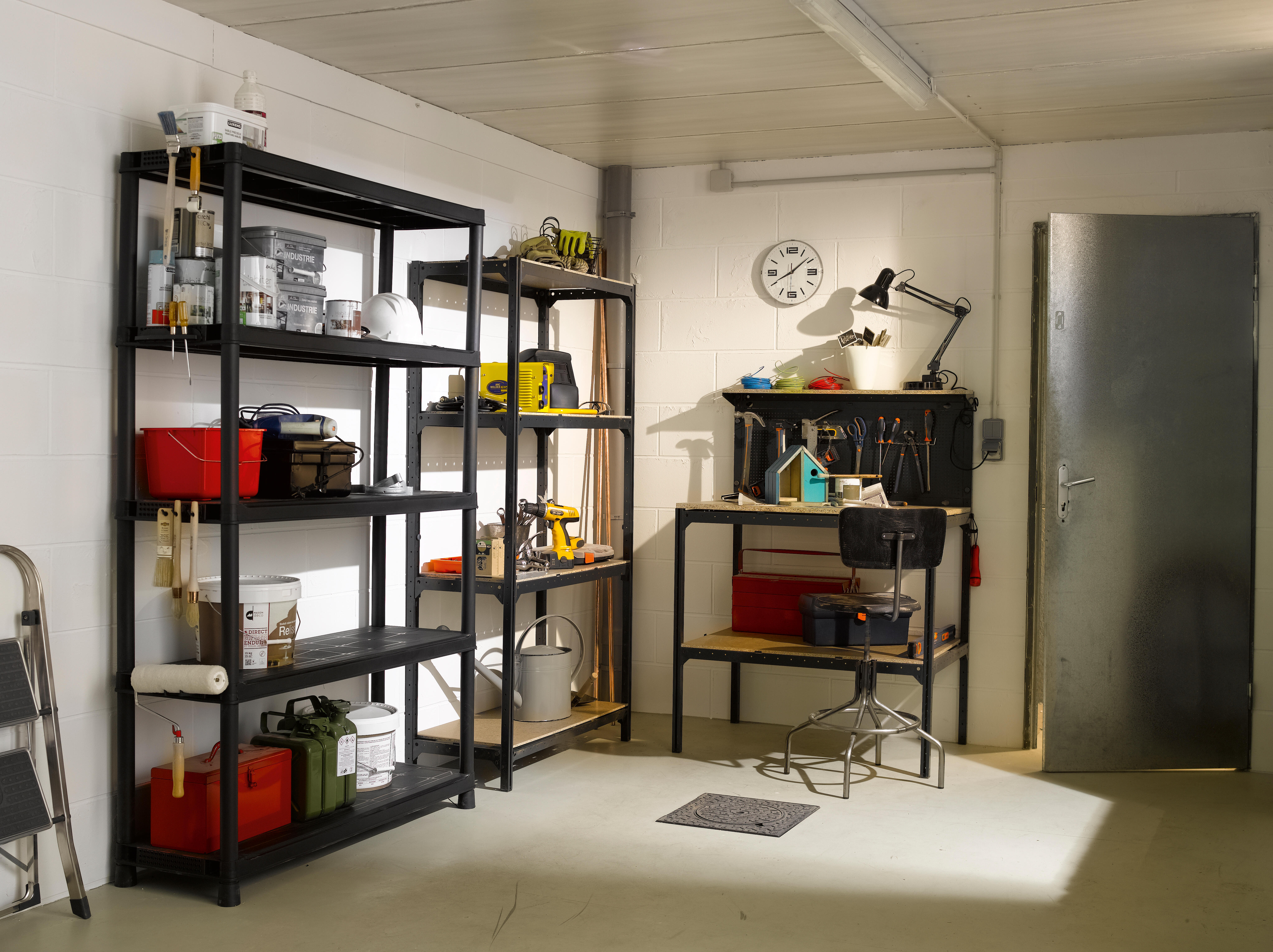 Etagère résine KIS, 5 tablettes, noir l.120 x H.187 x P.40 cm - 6