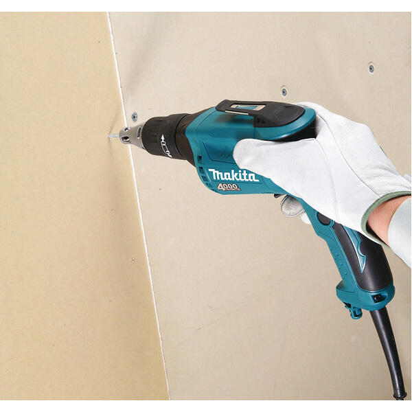 Visseuse à plaques de plâtre filaire MAKITA Fs4000k, 570 W - 2