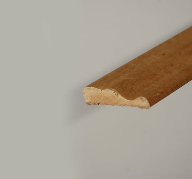 Chambranle médium (MDF) classique , 9 x 33 mm, L. 2.44 m