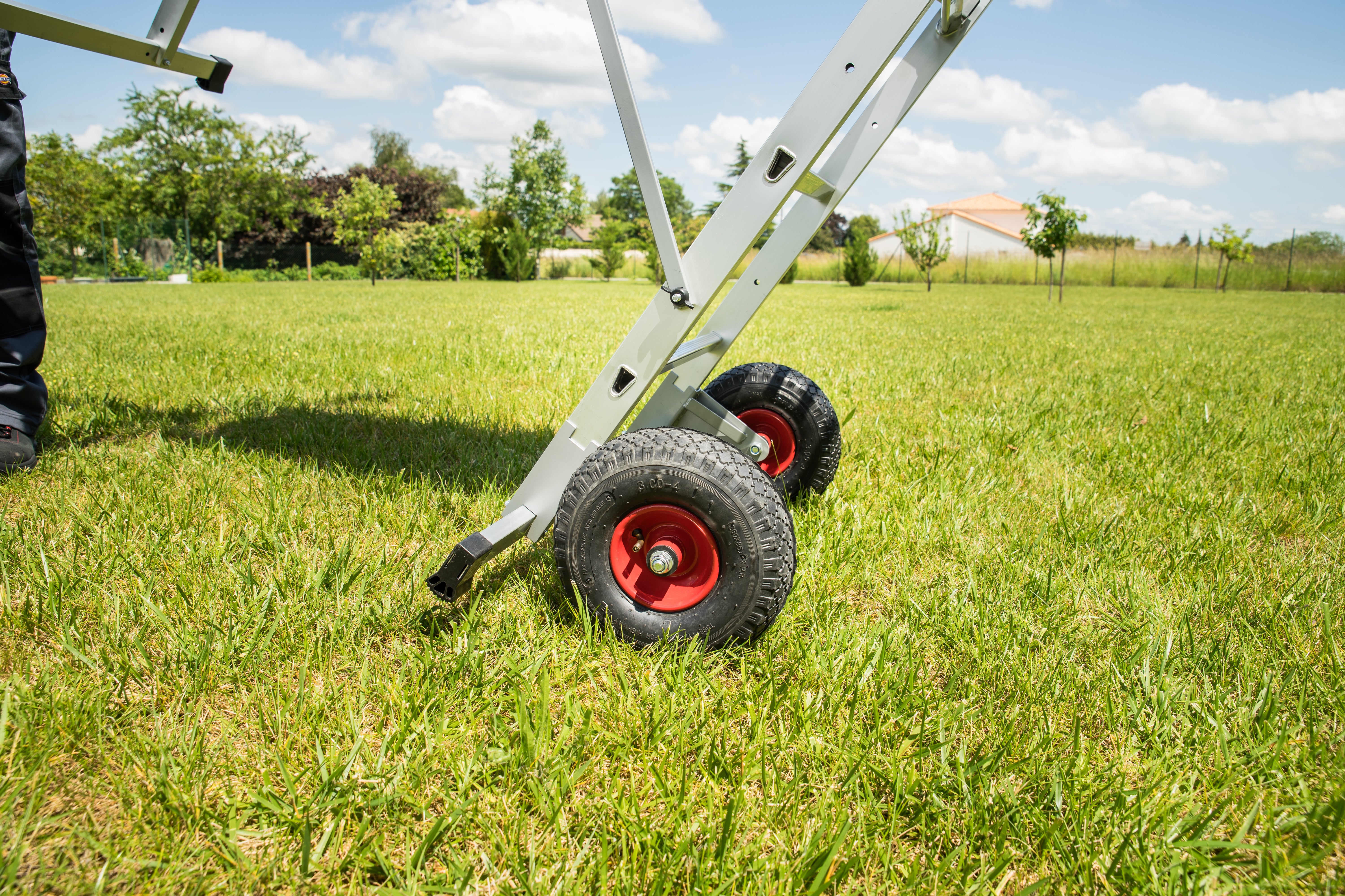 Echafaudage aluminium jardin avec roue HAILO hauteur de travail 3 m - 9