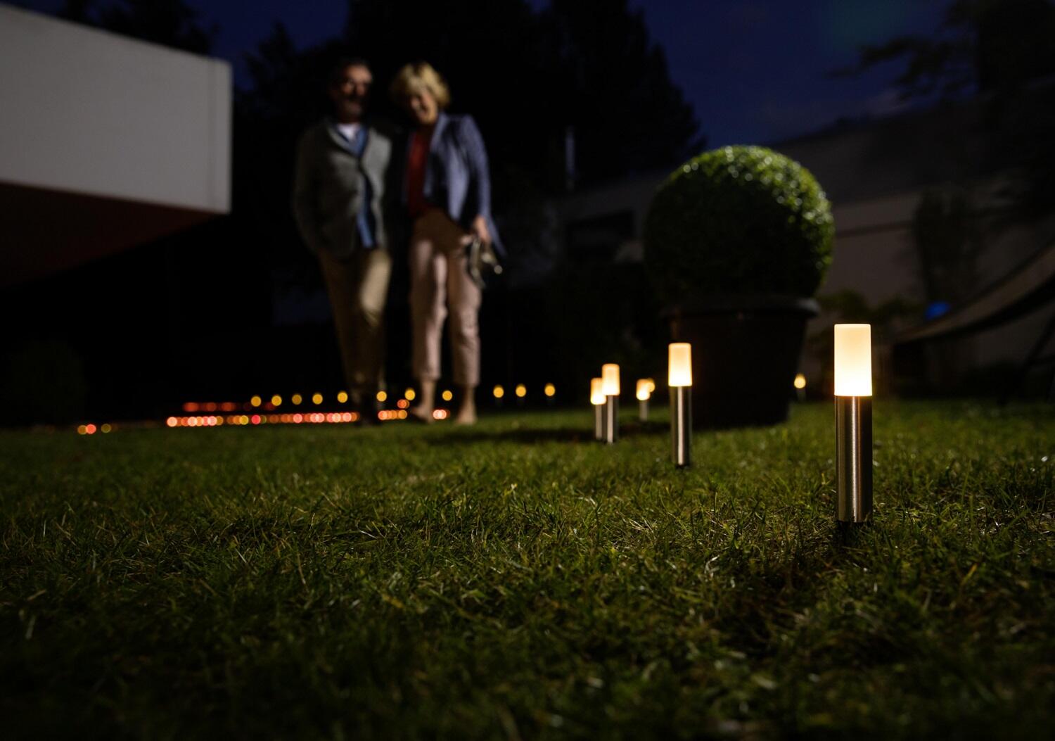 Lampione da giardino LED, kit 3 pezzi RGB Wi-Fi segnapasso H 27 cm, argento 250 LUMEN, IP65 LEDVANCE - 2