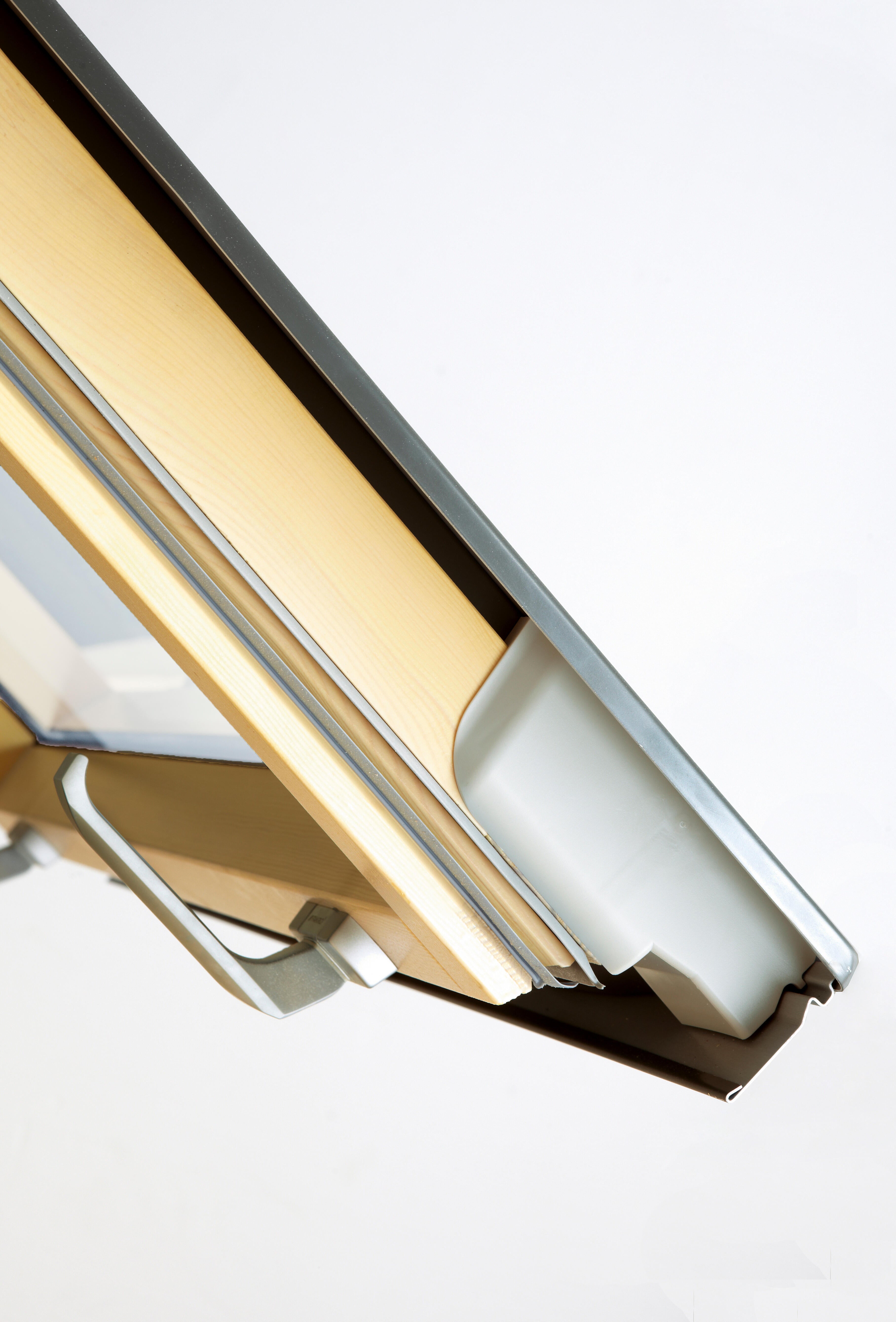 Fenêtre de toit FAKRO bois 114 x 118 cm à projection - 9