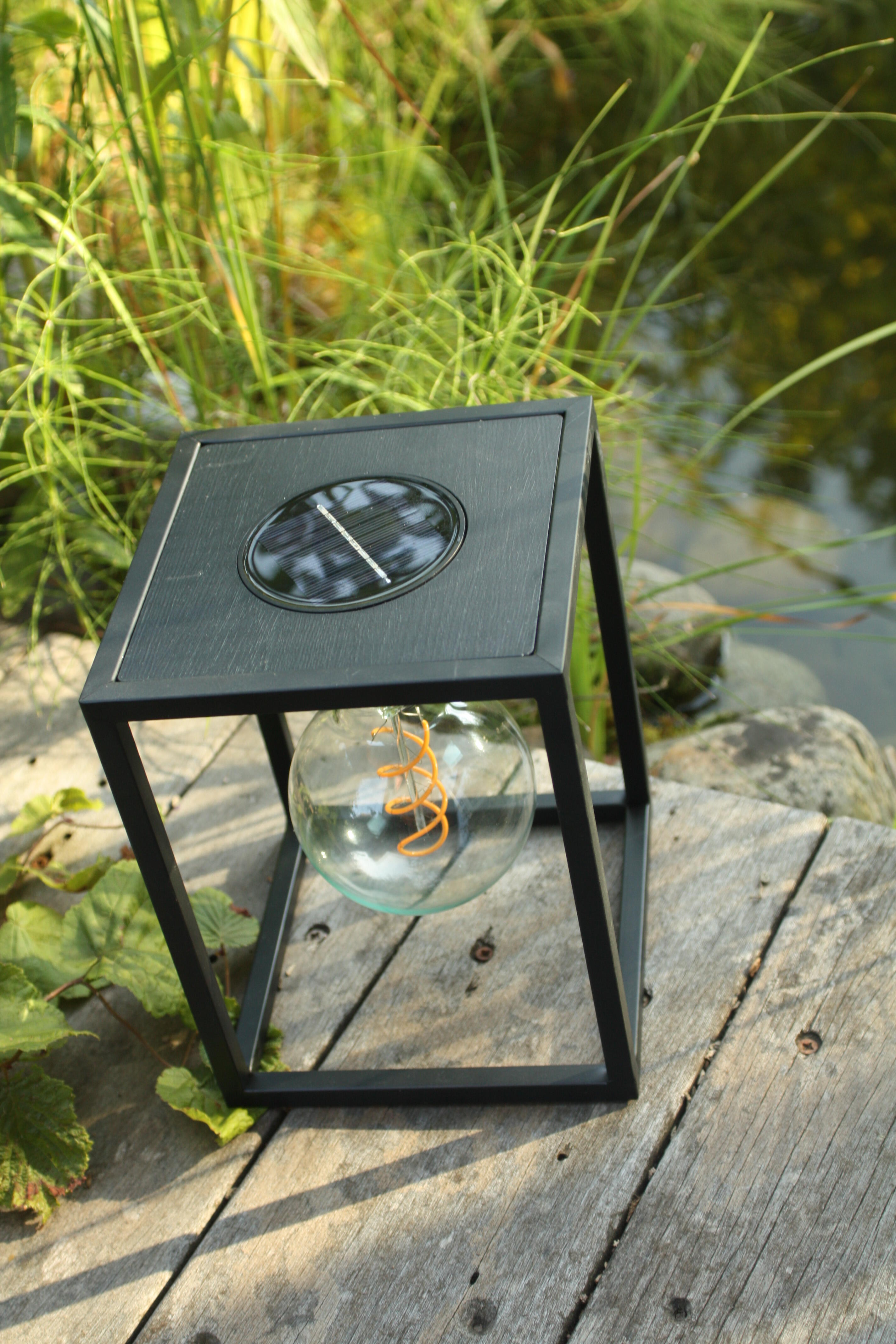 Lampe solaire Lulla 40 Lumen noir WATT & HOME - 5