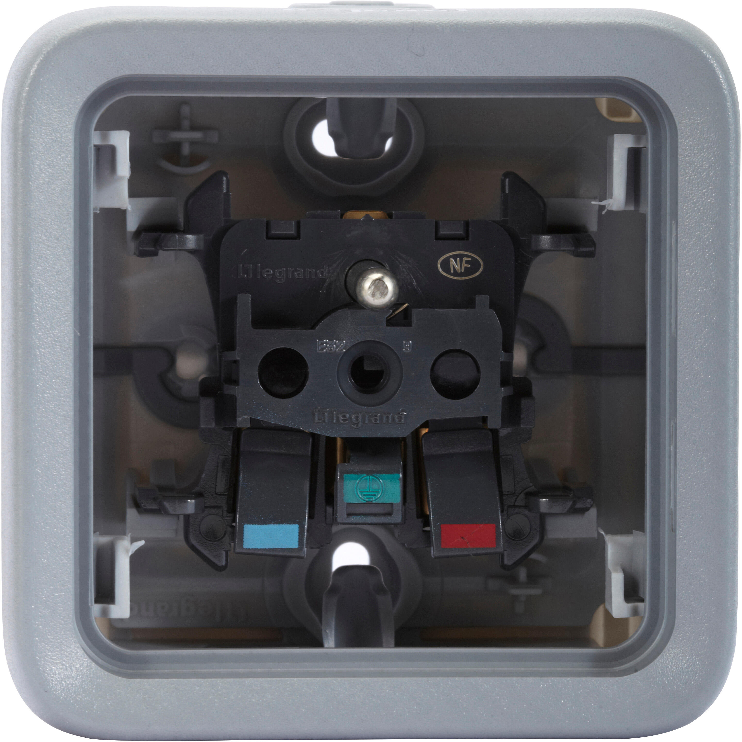 Prise avec terre étanche avec volet de protection IP55 Plexo, LEGRAND, gris - 2