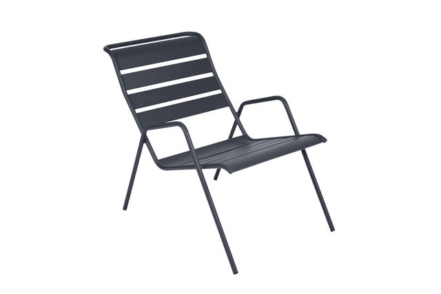 Fauteuil bas de jardin FERMOB Monceau en acier noir