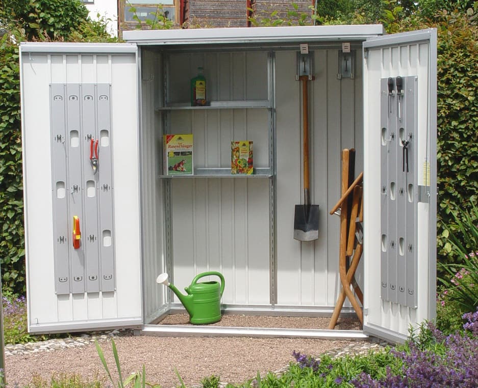 Une armoire de jardin fonctionnelle Leroy Merlin