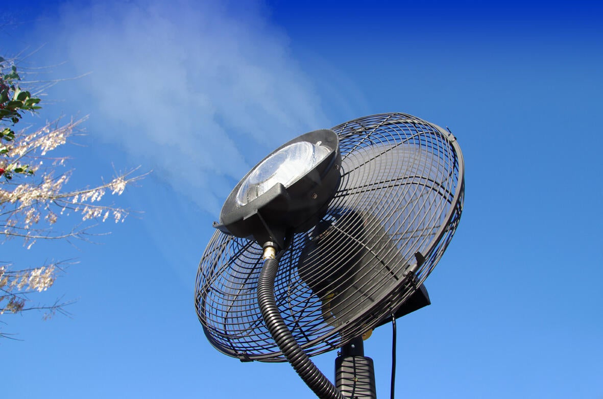 Ventilateur Brumisateur Sur Pied 81cm - Réservoir 42L, 3 Vitesses, Oscillation - Pour Terrasse Et Extérieur - 13