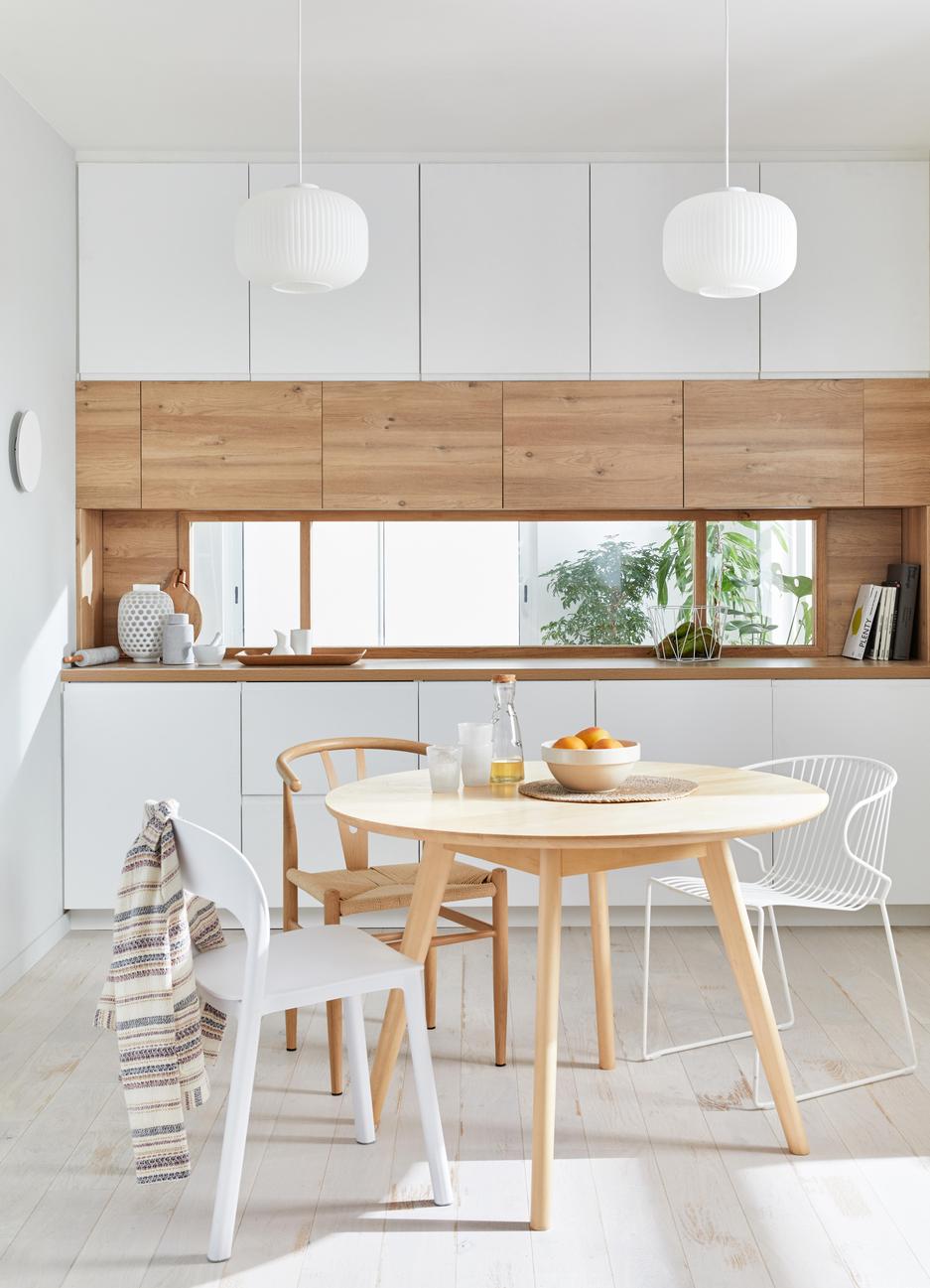 Photos Cuisine Blanche Et Bois Déco bois et blanc dans la cuisine | Leroy Merlin